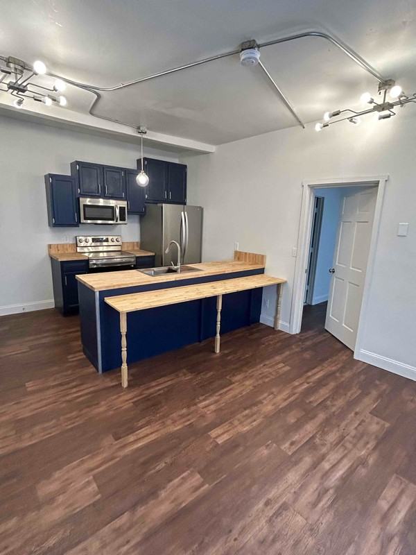 70 N Main St #B - Photo 6 of 11