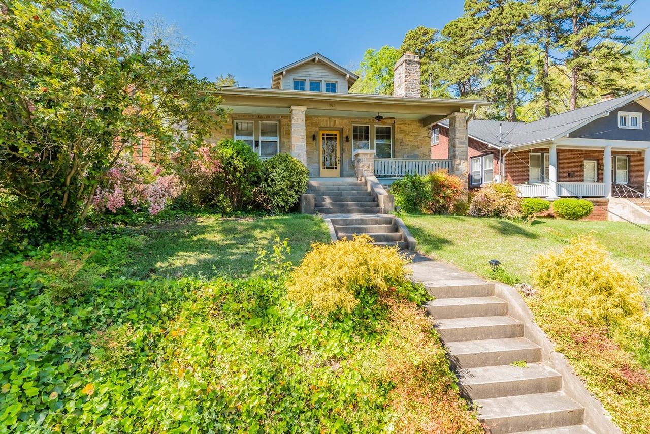 1925 Alexander Rd - Photo 2 of 21