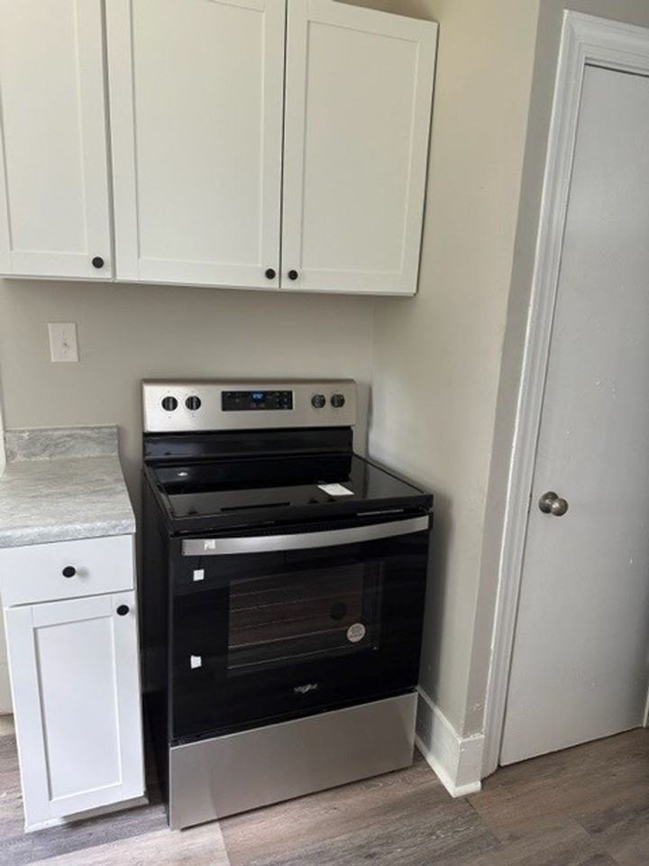 1909 Ashley Rd - Photo 4 of 7