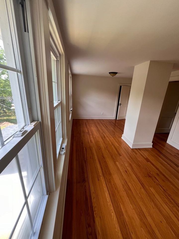 404 11th St - Photo 2 of 26