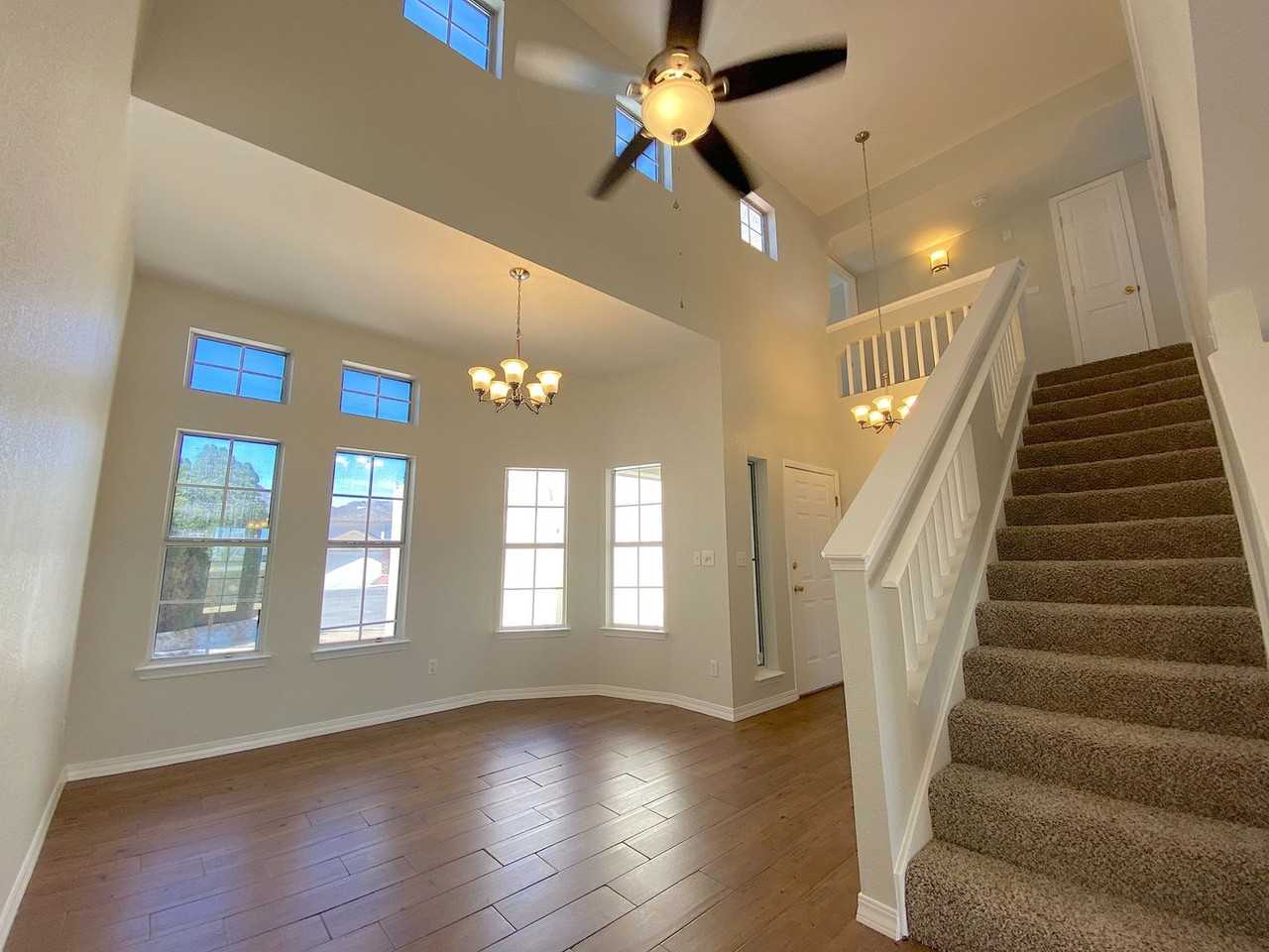 10936 Loma Alta Ln - Photo 4 of 27