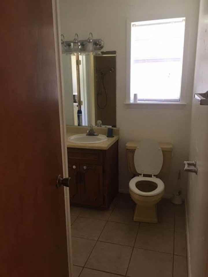 740 Mansfield Rd - Photo 3 of 14