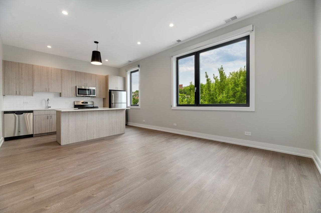 1962-66 N Milwaukee Ave. - Photo 3 of 50