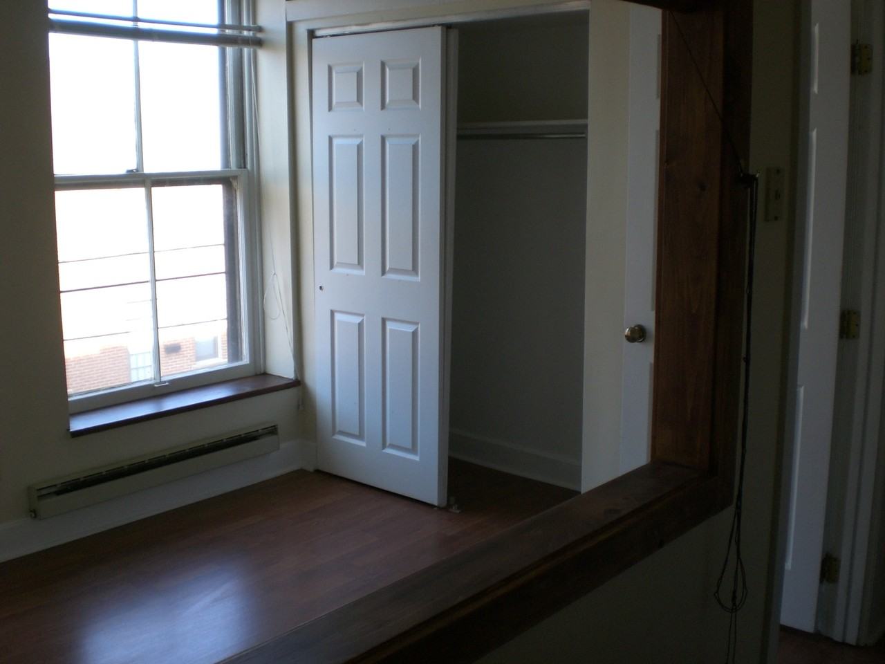 638 N. High St. - Photo 2 of 20