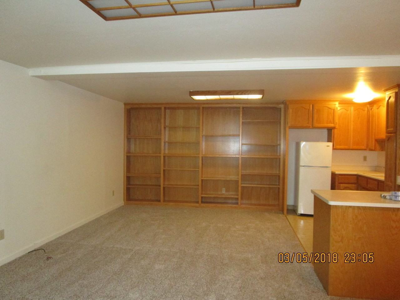 39 N Green St - Photo 3 of 11