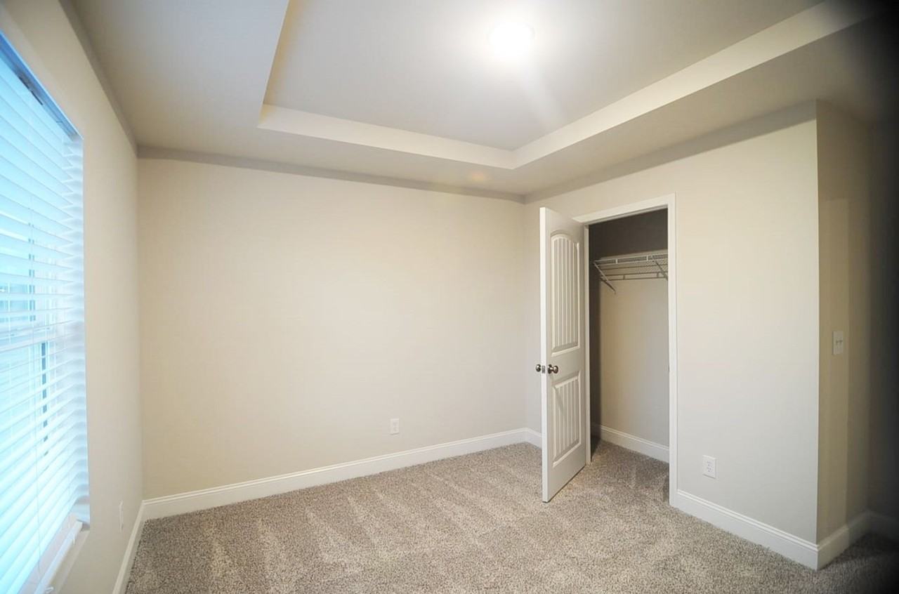 4218 Textile Ln Sw - Photo 6 of 21
