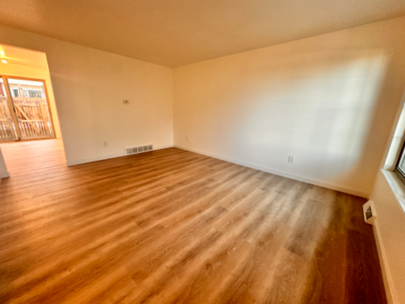 7414 S Zephyr Ct - Photo 2 of 10
