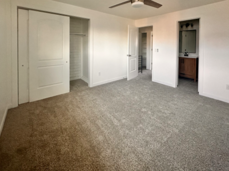 7414 S Zephyr Ct - Photo 3 of 10