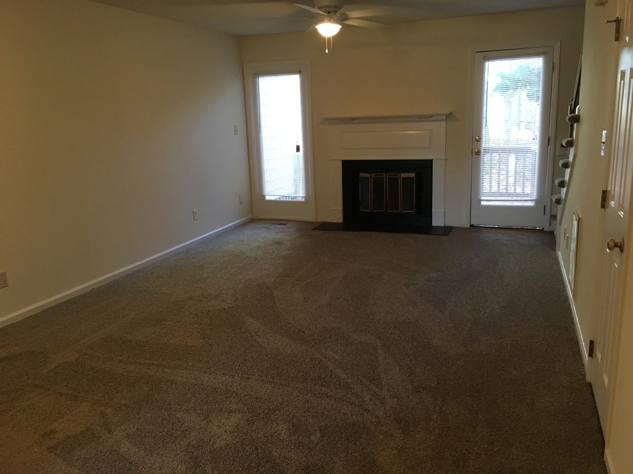4128 Kaplan Dr - Photo 4 of 7