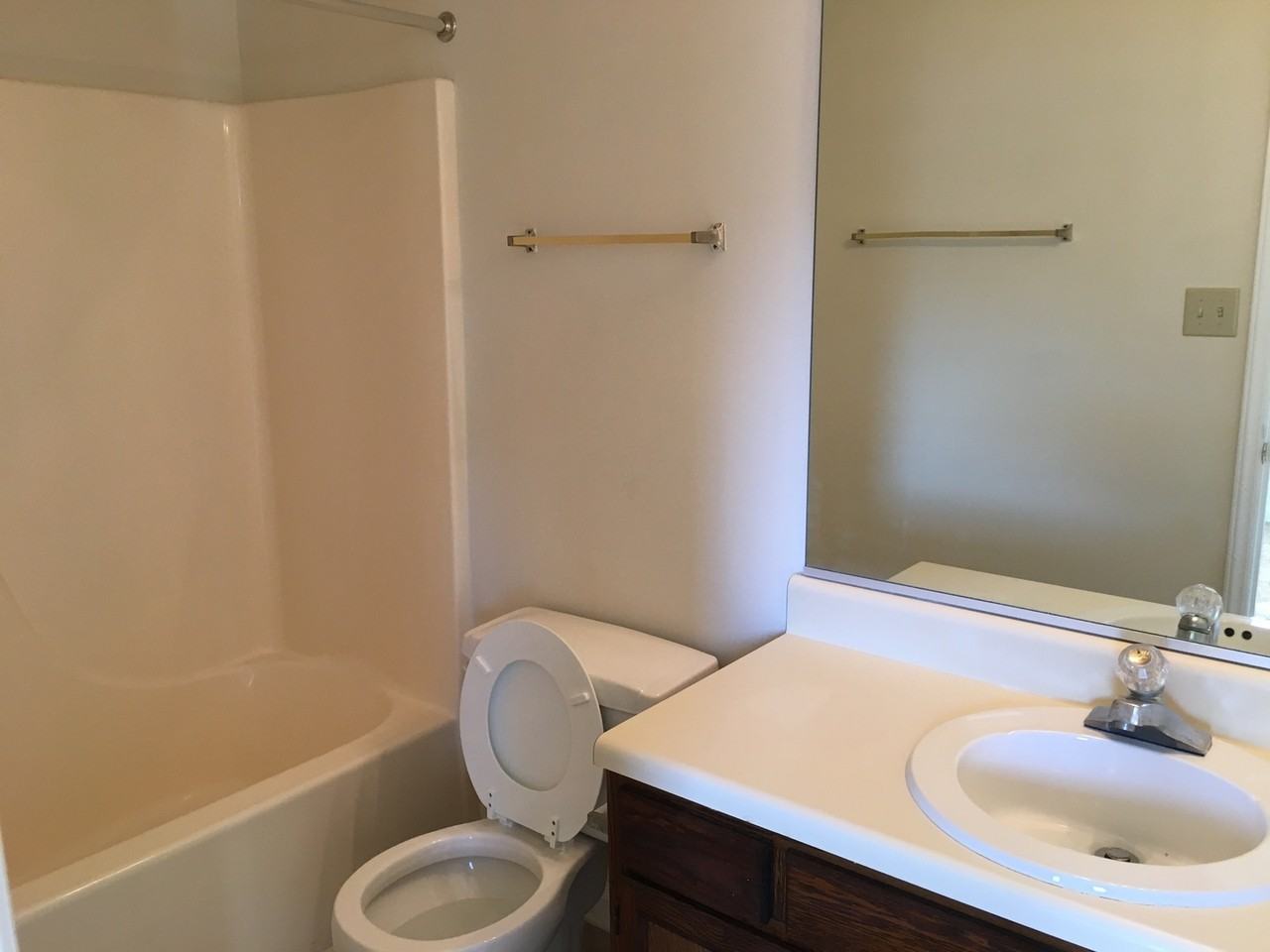 4128 Kaplan Dr - Photo 7 of 7