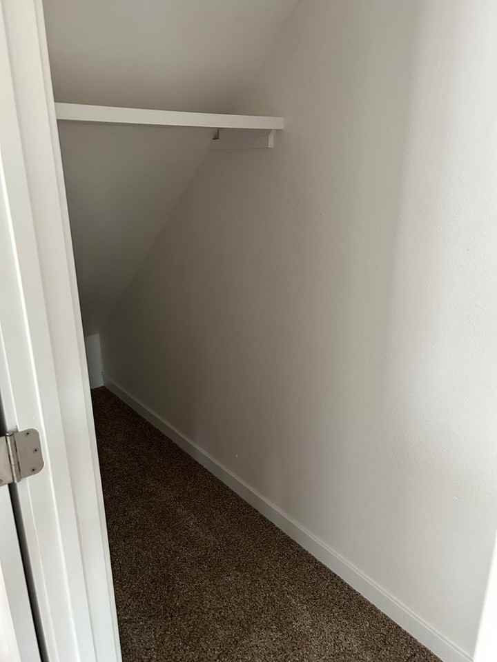 330 Sundance Cir N - Photo 2 of 18