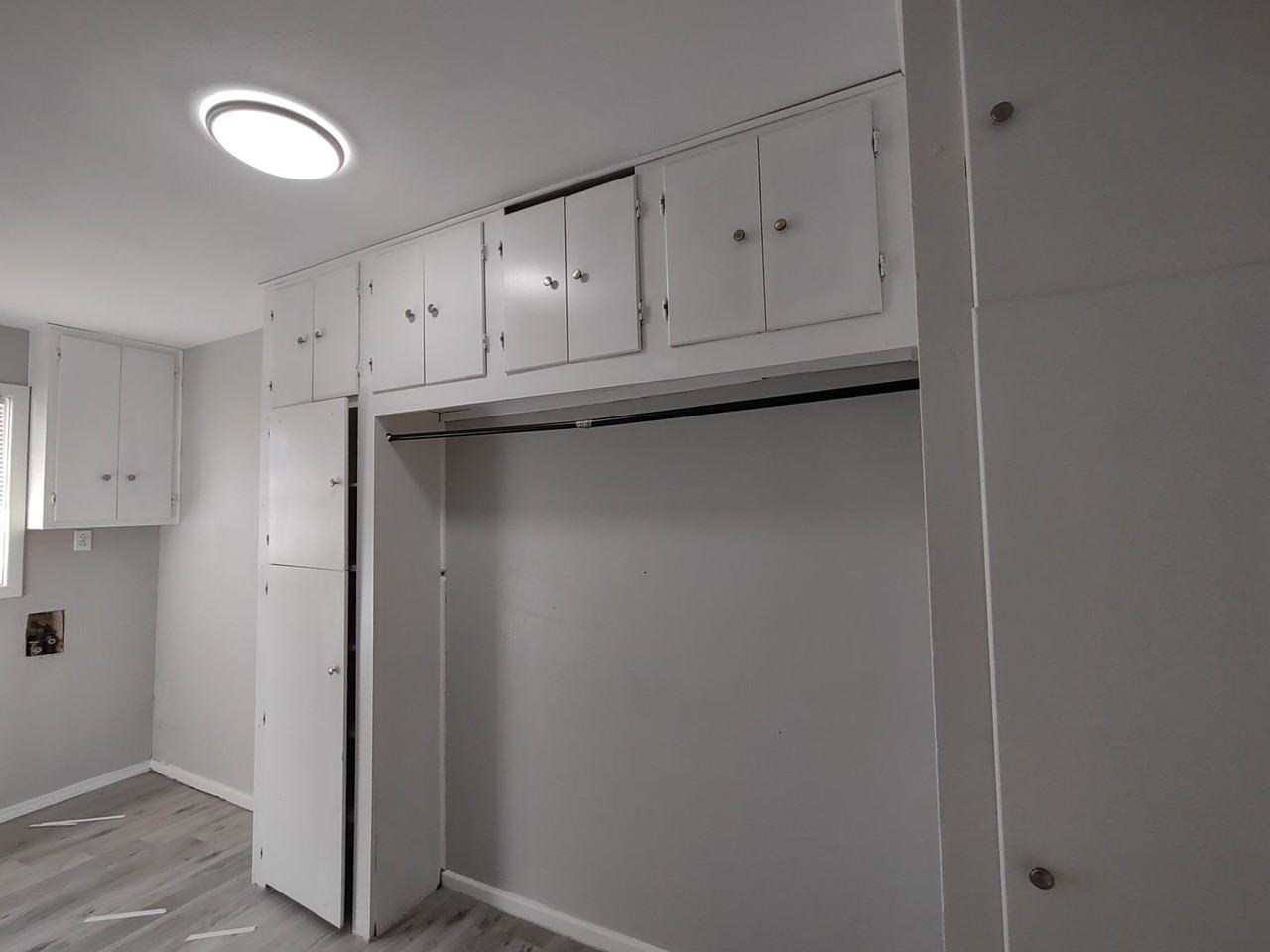 2115 66th St - Photo 6 of 35