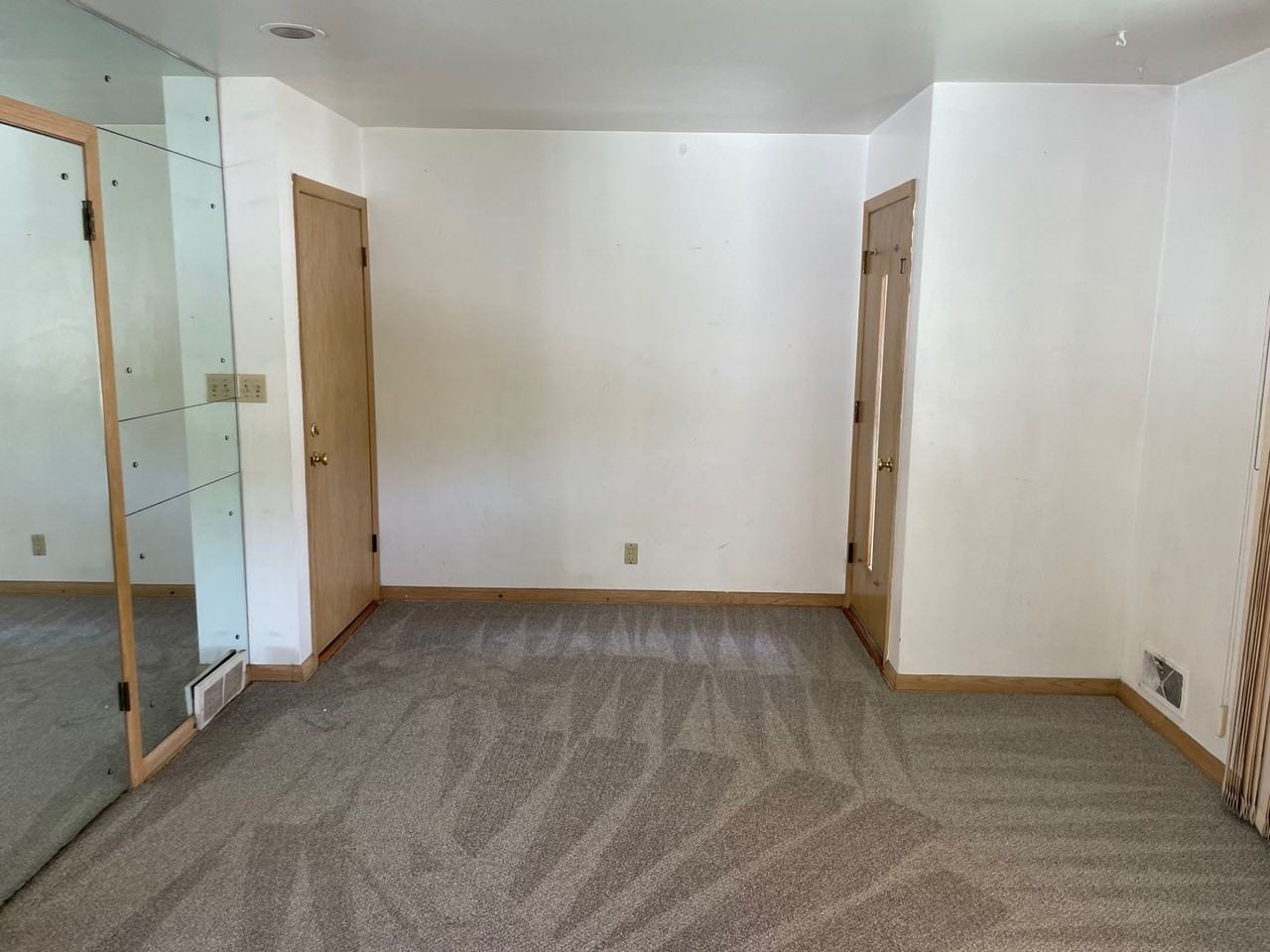 3612-3614 N 51st Blvd. (Duplex) - Photo 2 of 8