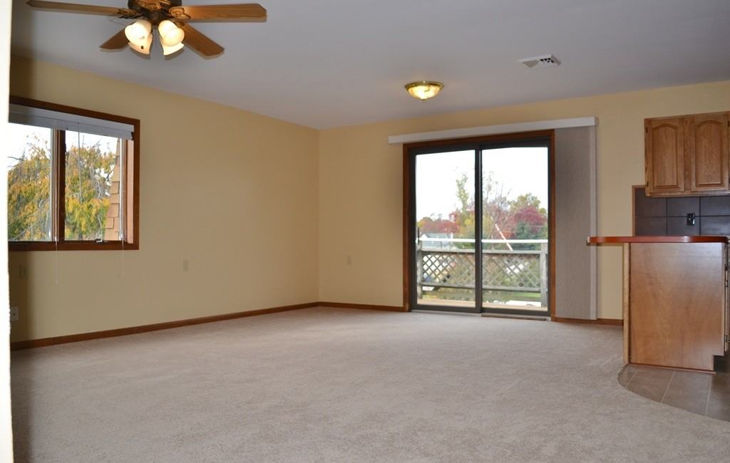 423 Bridge St - Photo 2 of 15