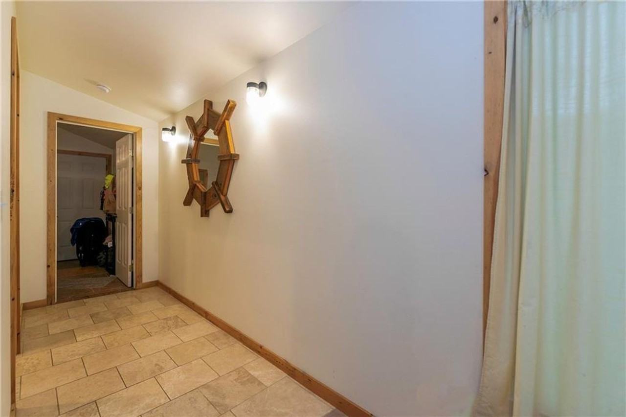 925 N 24th St - Photo 4 of 12