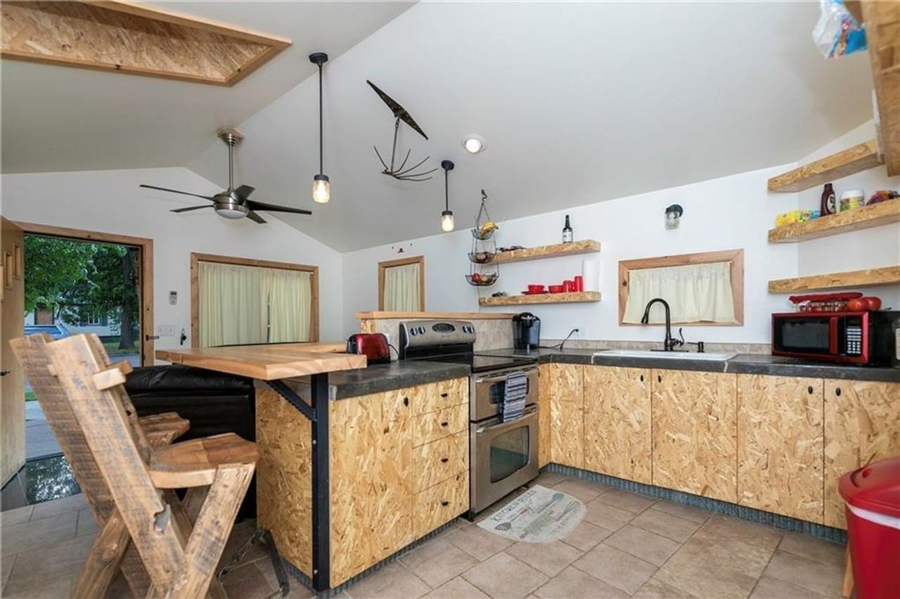 925 N 24th St - Photo 5 of 12