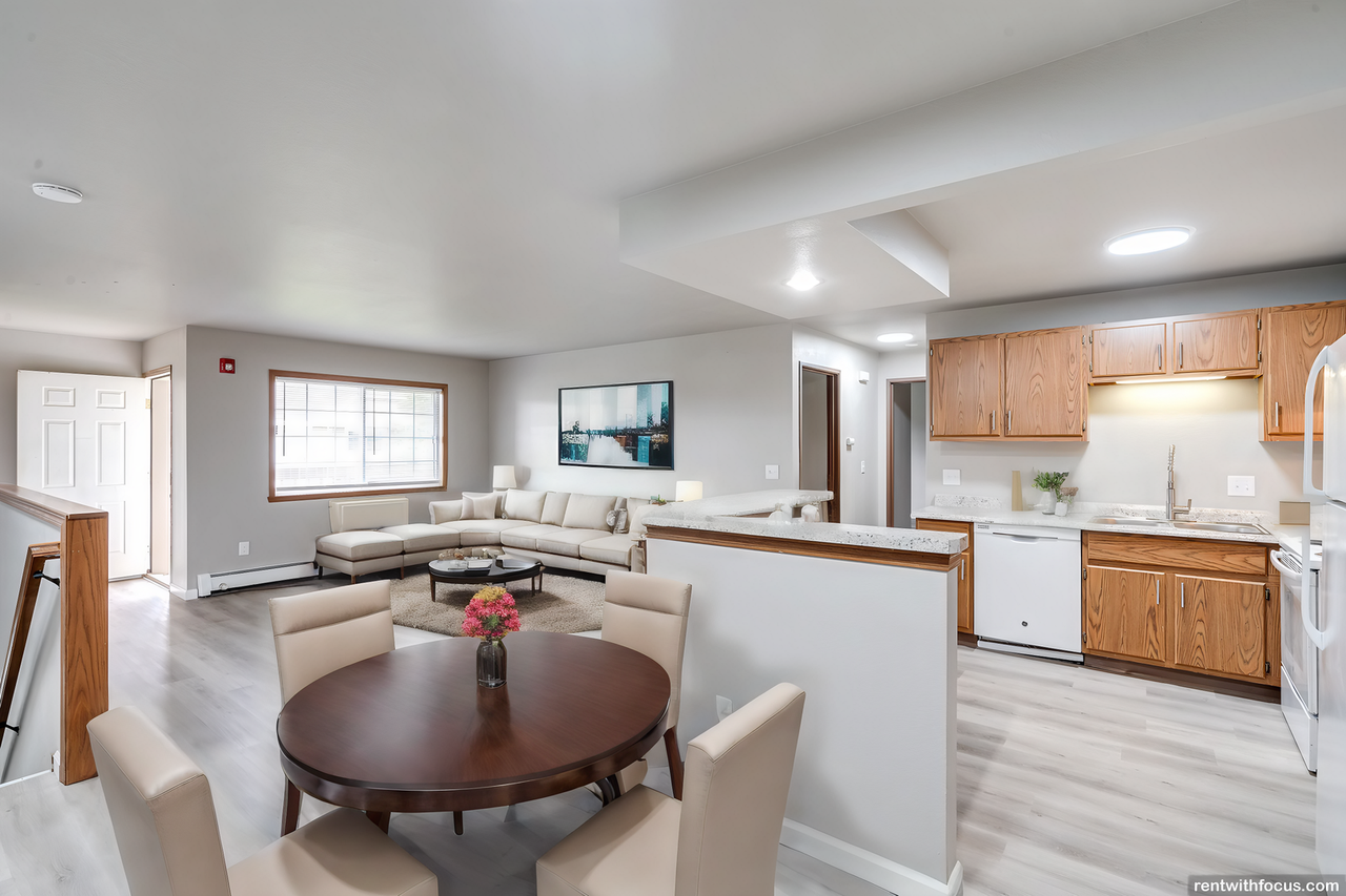 Nova Townhomes (U) - Photo 2 of 22