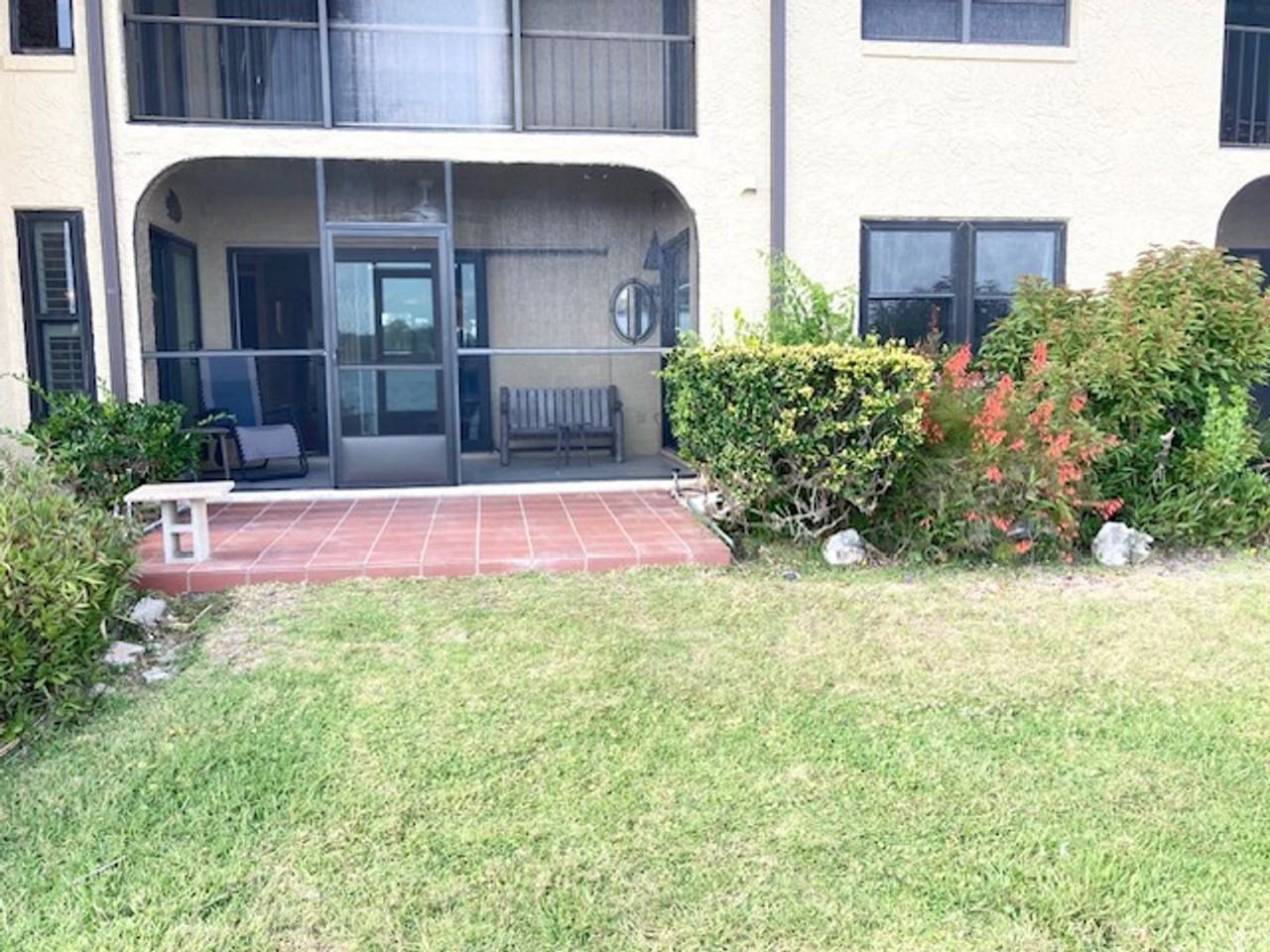 373 Nw 14th Pl - Photo 3 of 33