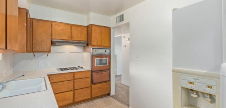 1640 North 43rd Street - Photo 3 of 5