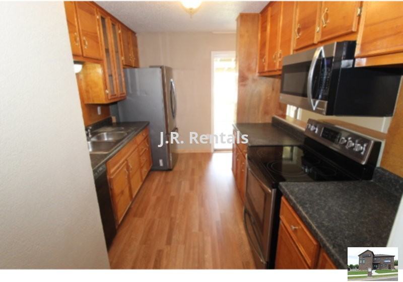 2603 Mountain Ave - Photo 4 of 50