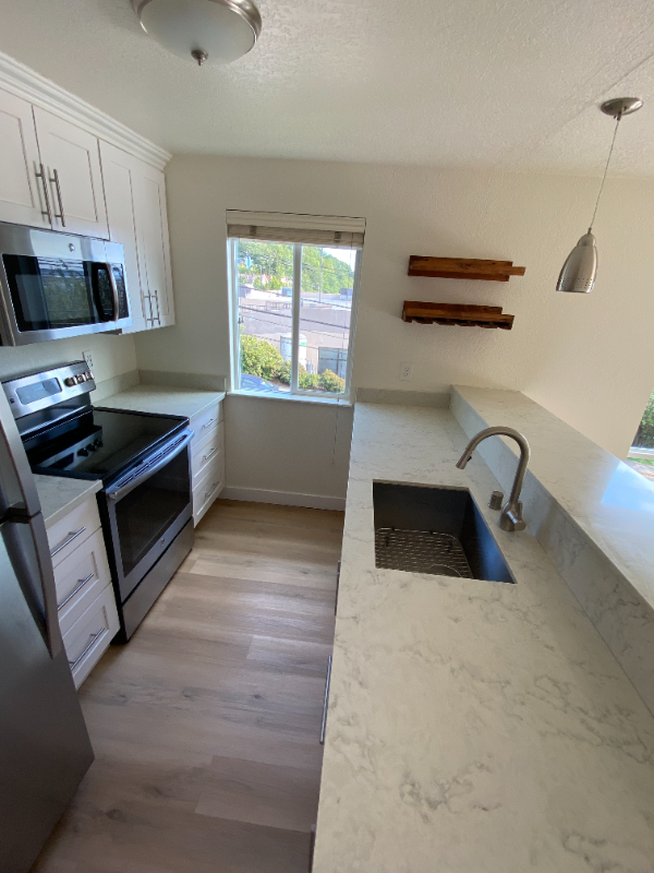 1404 West Boston Street #201 - Photo 4 of 17