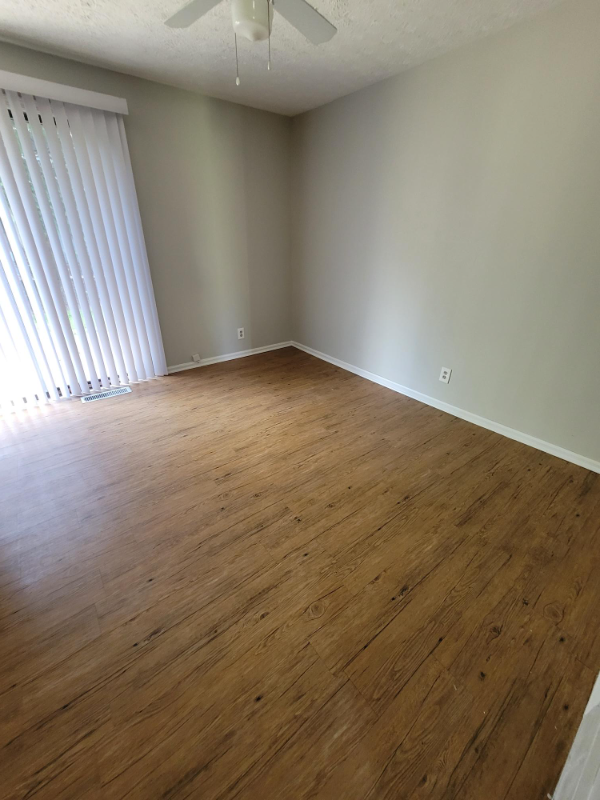 1008 Schneider St Se - Photo 3 of 10