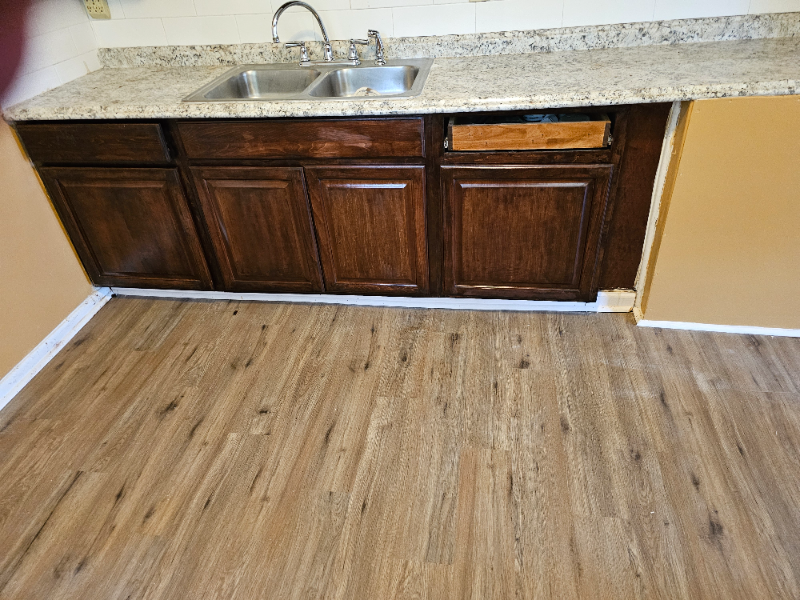 724 Odessa St #4 - Photo 3 of 20