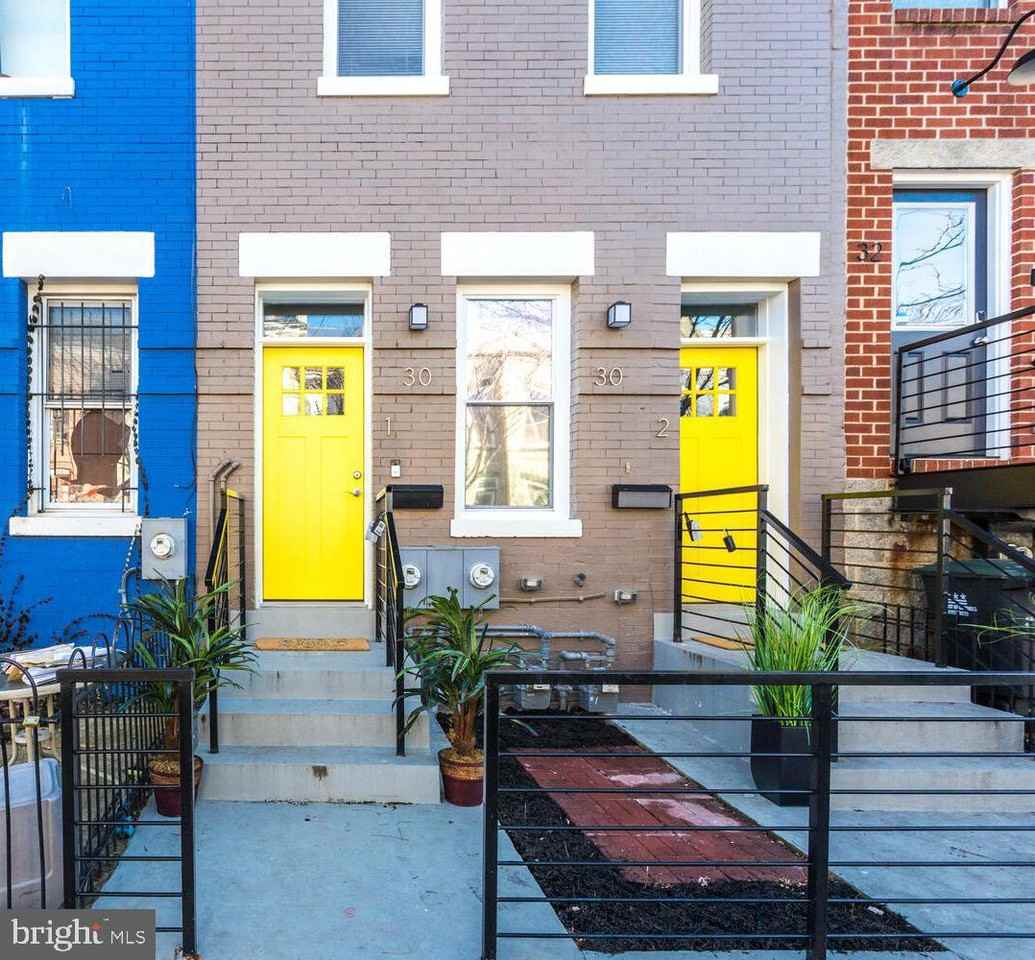 30 Hanover Pl Nw #1 - Photo 2 of 11