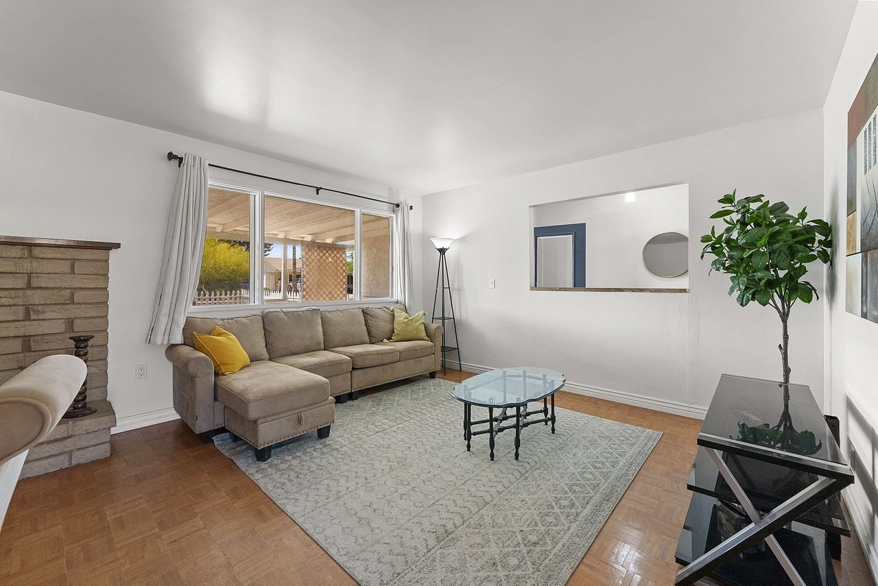 701 N Central Dr #5 - Photo 2 of 27