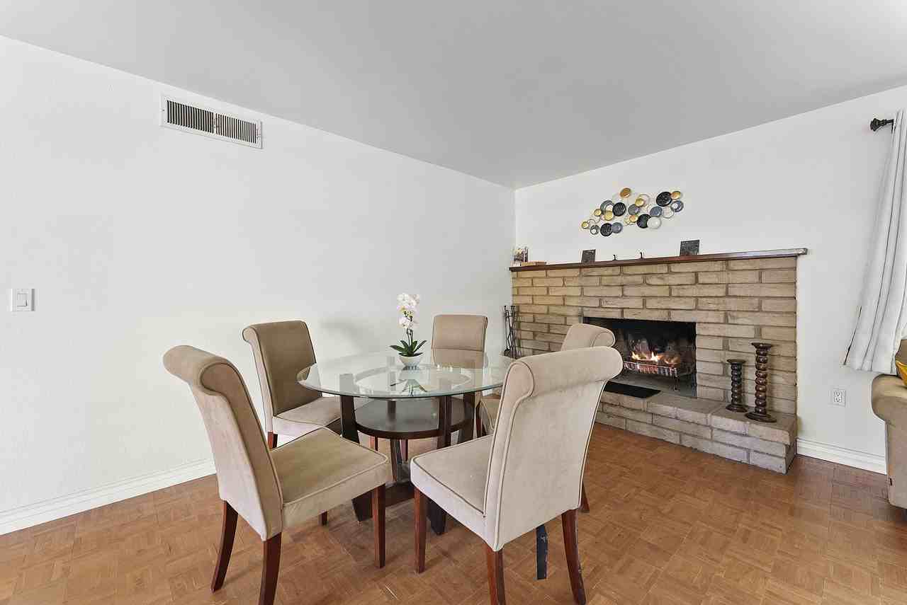 701 N Central Dr #5 - Photo 3 of 27