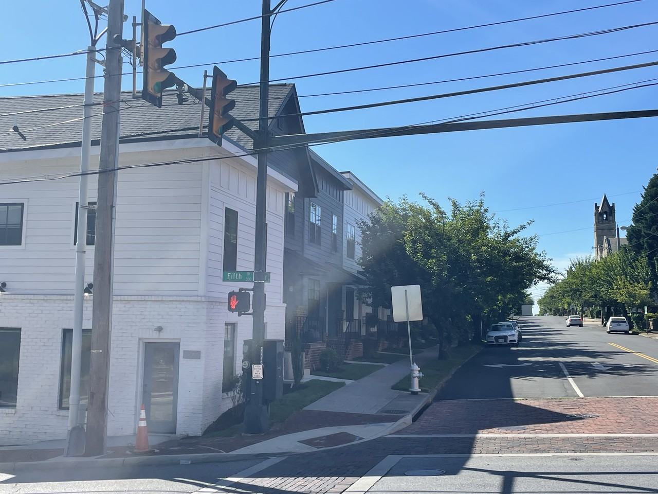 510 Court St #3 - Photo 3 of 50