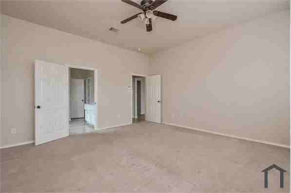12619 Riverhill Ct #NA - Photo 6 of 10
