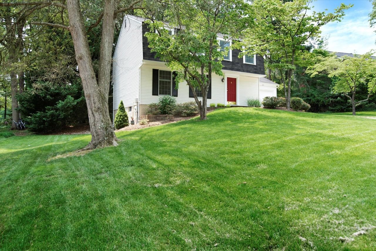 634 Bay Green Dr #NA - Photo 2 of 31