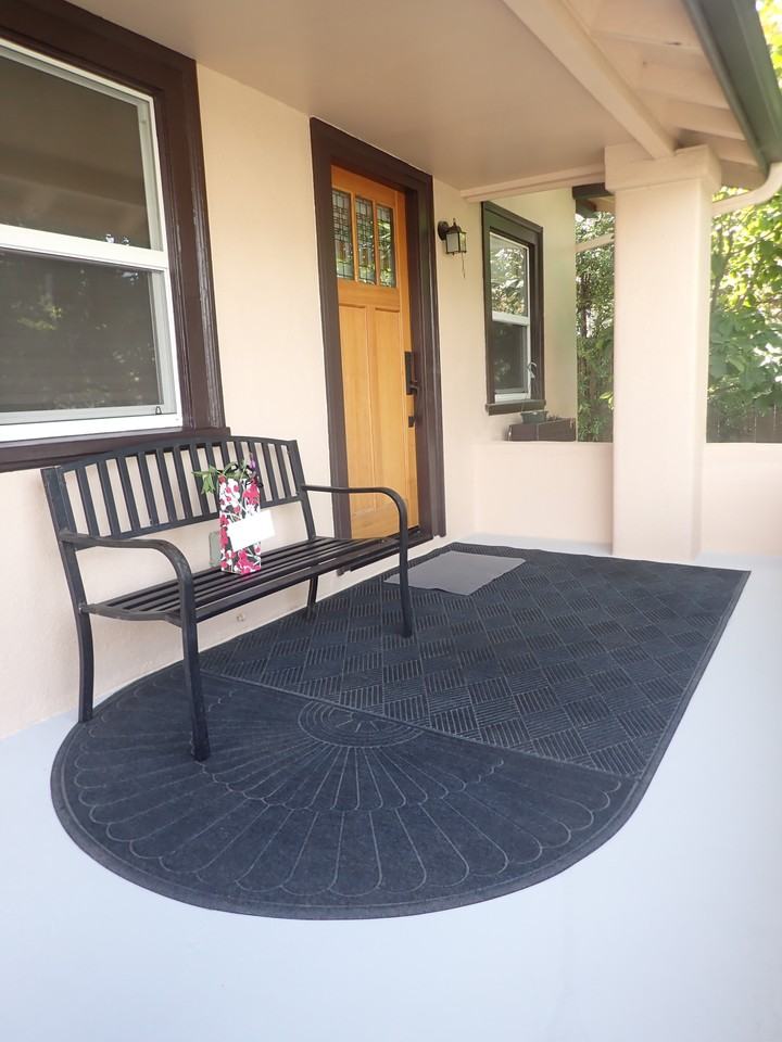 430 Pennsylvania Avenue - Photo 2 of 17