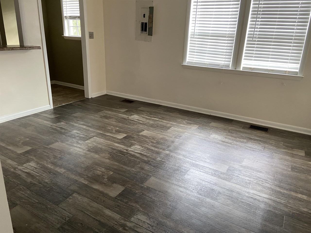 2738 Dogwood Circle #1 - Photo 4 of 10