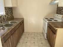 900 W Gordon St #3 - Photo 1 of 1