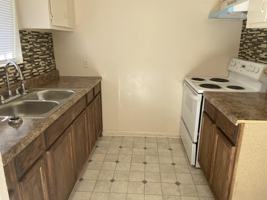 featured image of 900 W Gordon St #3