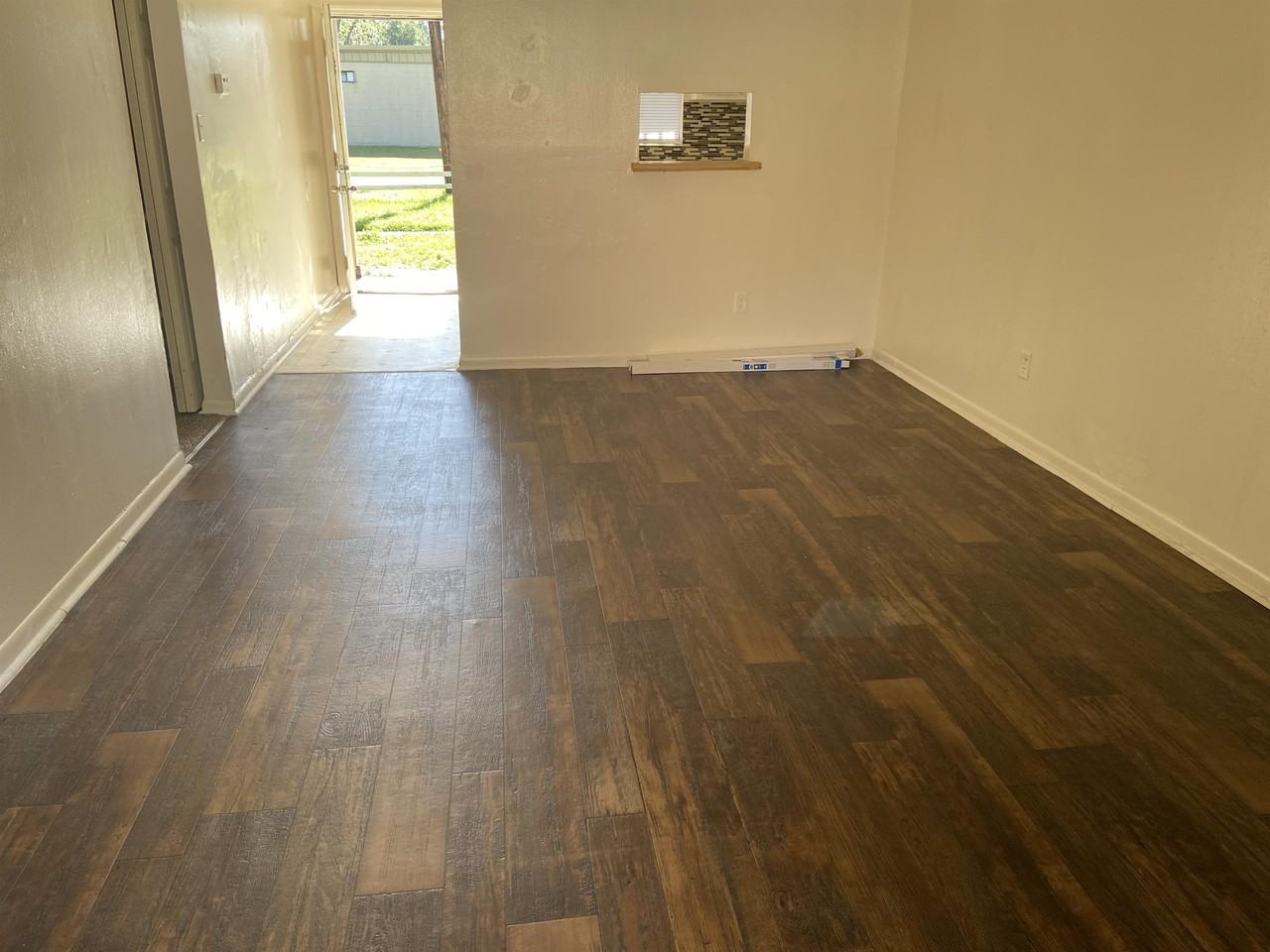 900 W Gordon St #3 - Photo 3 of 4