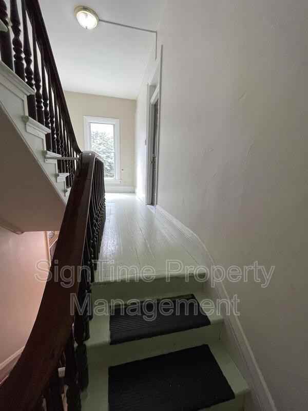 38 East Franklin Street #3 - Photo 7 of 11