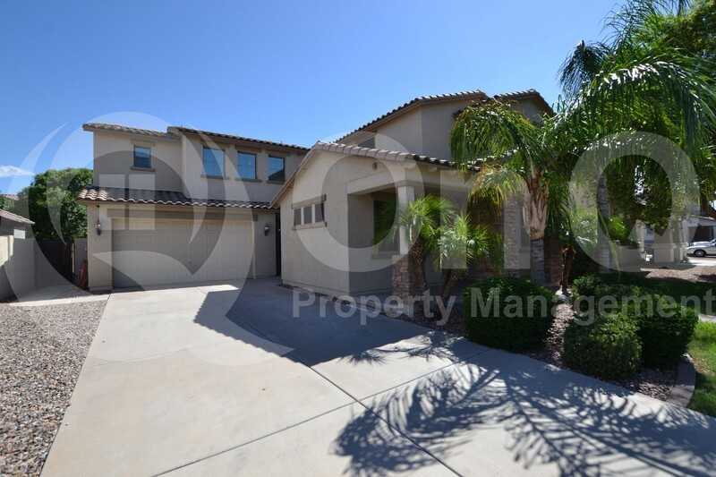 21437 E Roundup Way - Photo 2 of 37