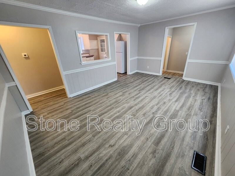 2015 N 25th St - Photo 2 of 13