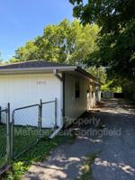 featured image of 1050 W Elm St #A