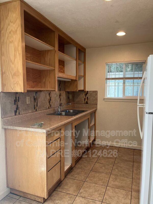 170 Washington Ct #B - Photo 6 of 14