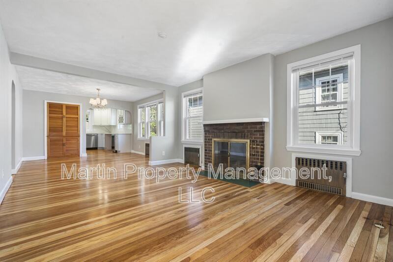 11 Bridgham Ave - Photo 2 of 20