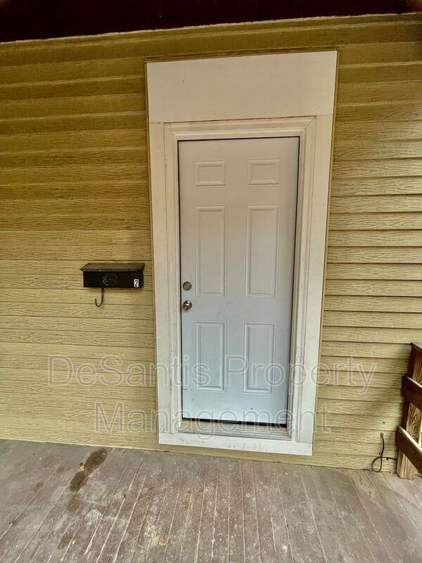 24 Walther St #2 - Photo 3 of 21