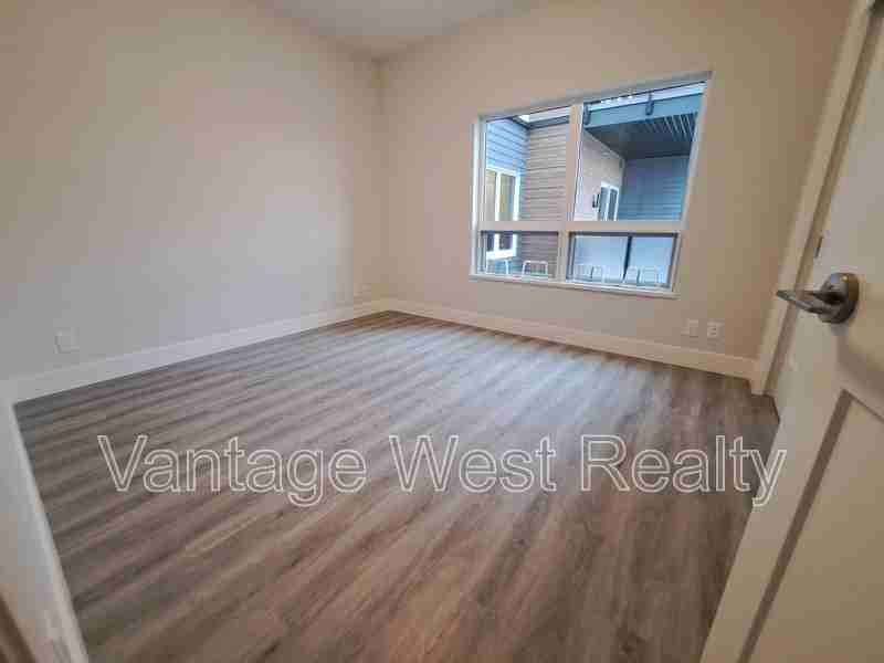 311 Hollywood Rd S - Photo 6 of 7