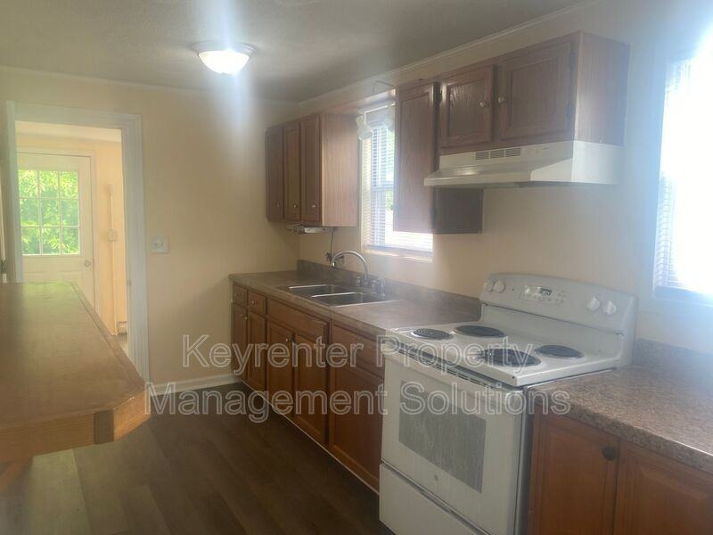 81 Beverley St - Photo 3 of 18