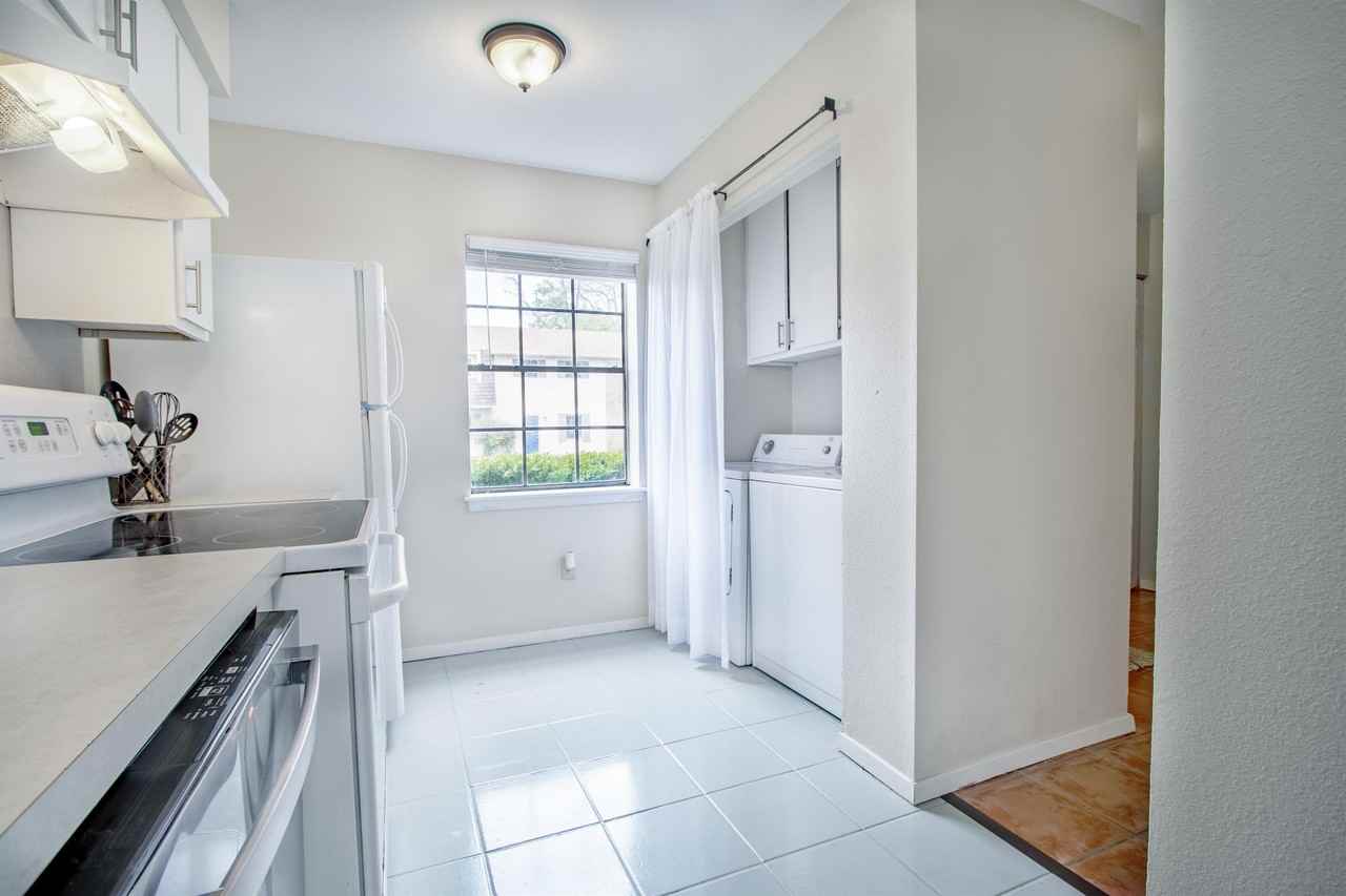 4 Serendipity Ln #4 - Photo 6 of 19