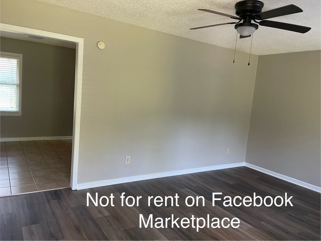 1013 Meadow Dr #1 - Photo 2 of 9