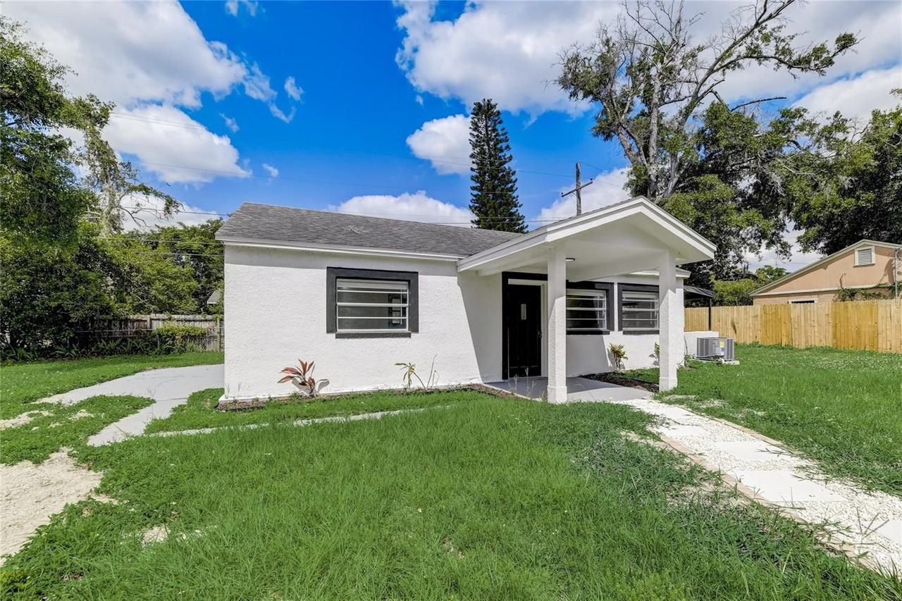 2600 S Crystal Lake Dr - Photo 2 of 41